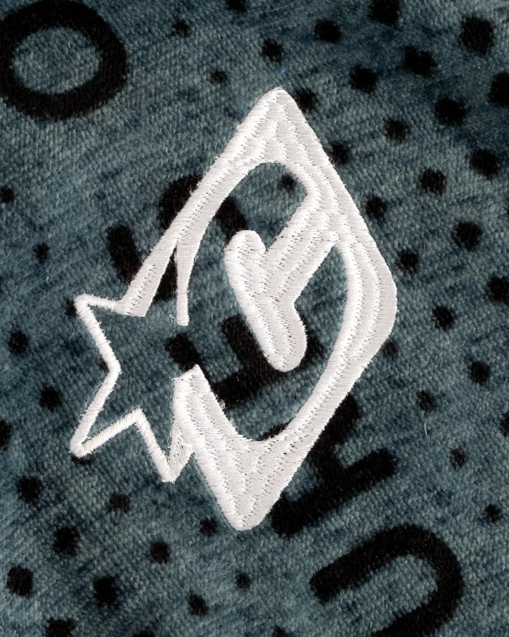 RELIANCE PONCHO - CREATURES