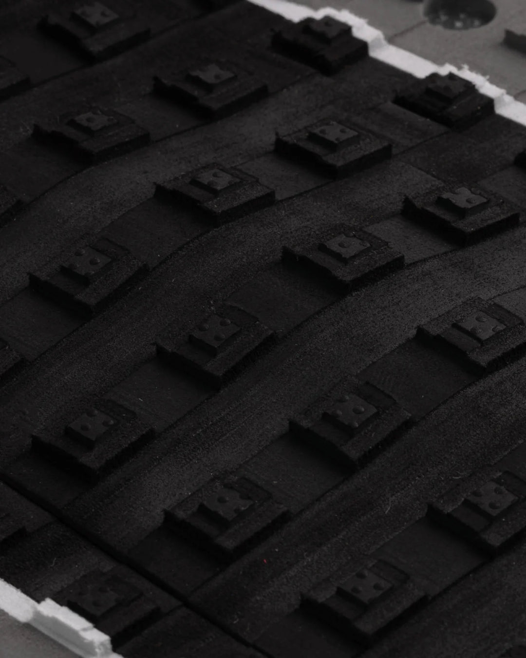 ETHAN EWING LITE SIGNATURE ECOPURE TRACTION