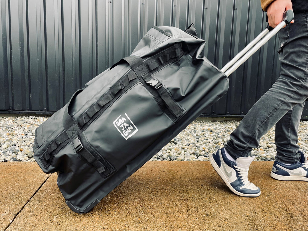 TRAVEL BAG WHEELIE  - 90 LITRES BLACK